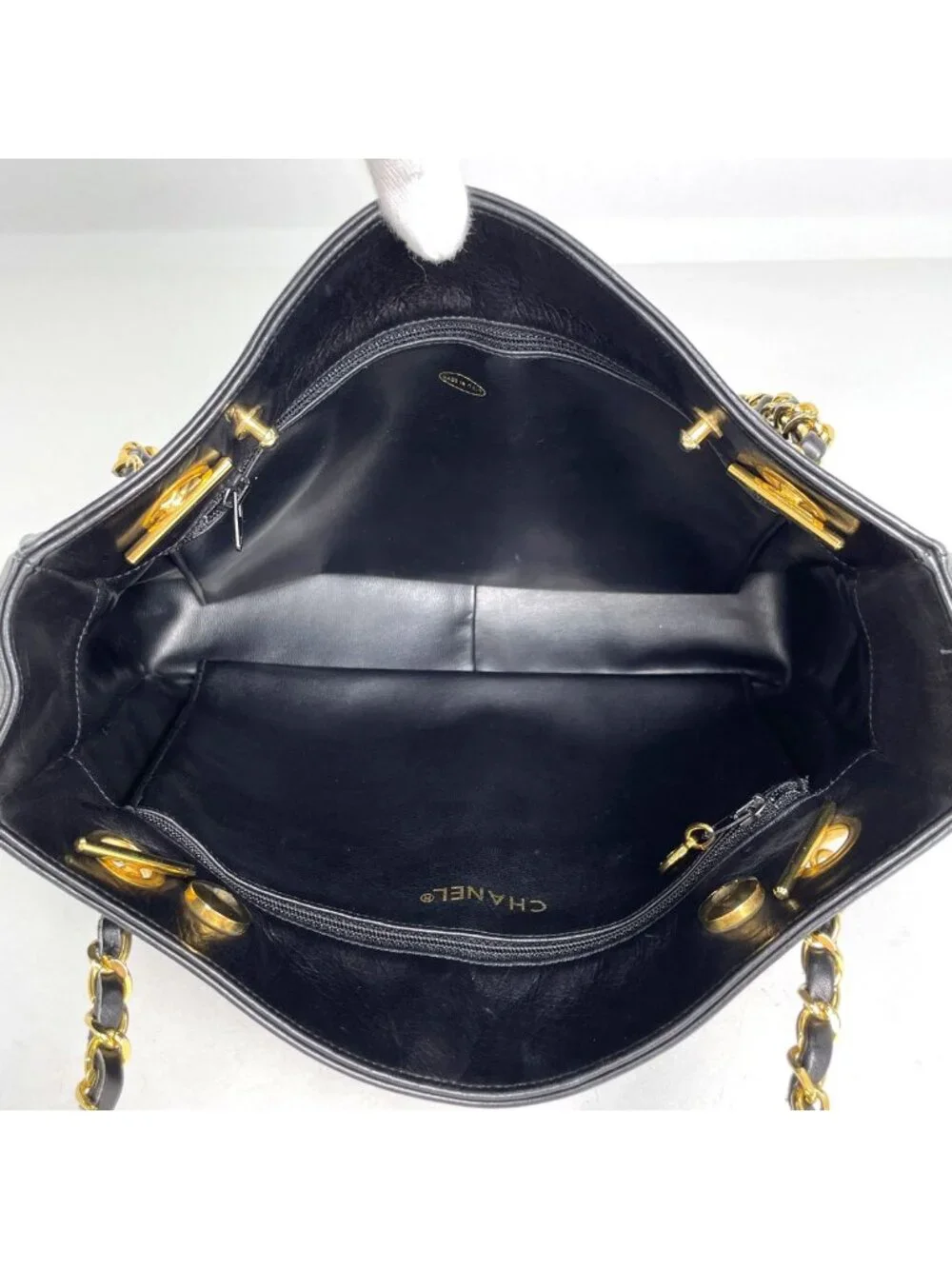 Chanel Tote CC Logo Quilted Leather Black